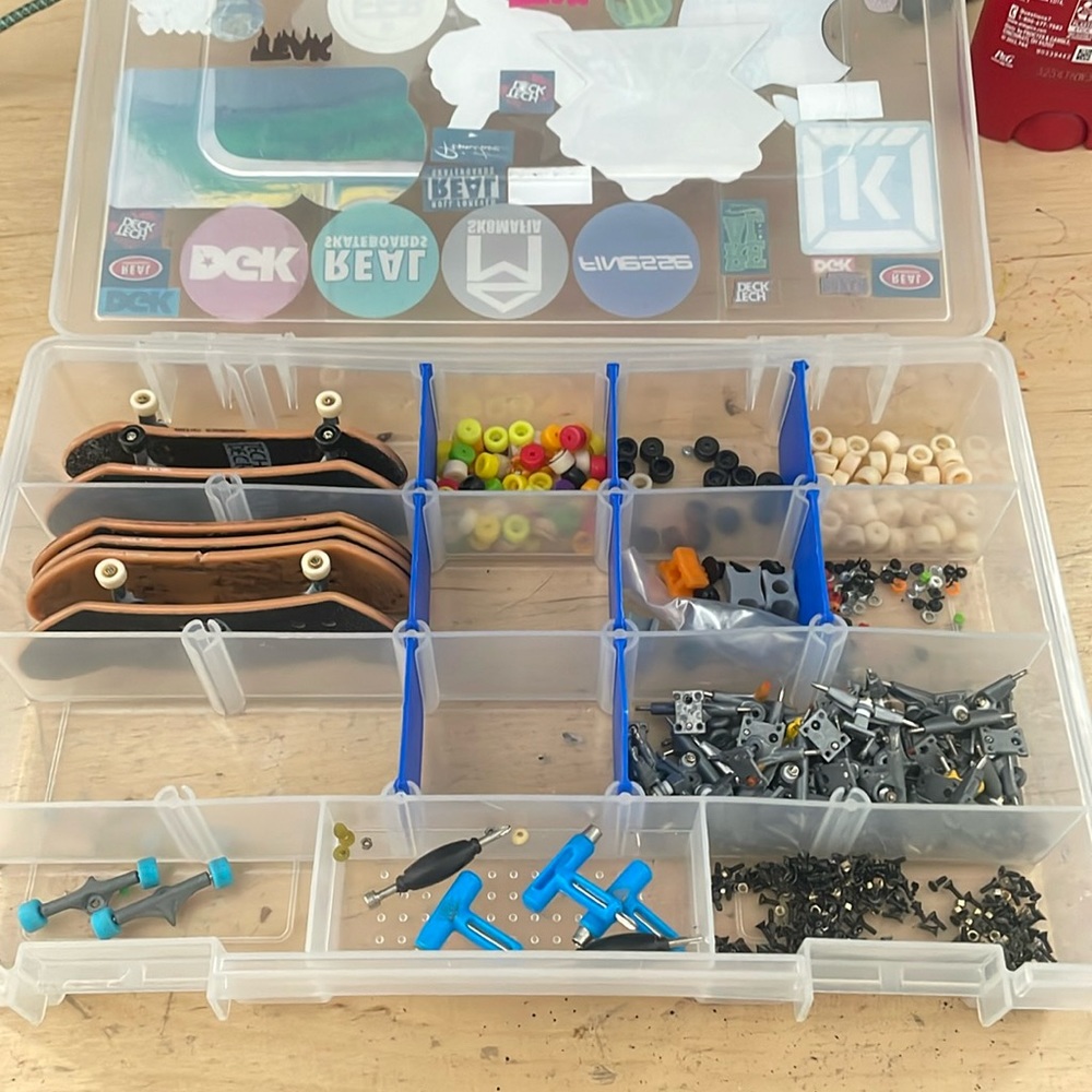 Tech decks lot